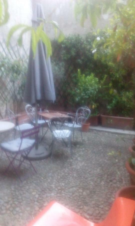 Central Apartment With Garden Μιλάνο Εξωτερικό φωτογραφία